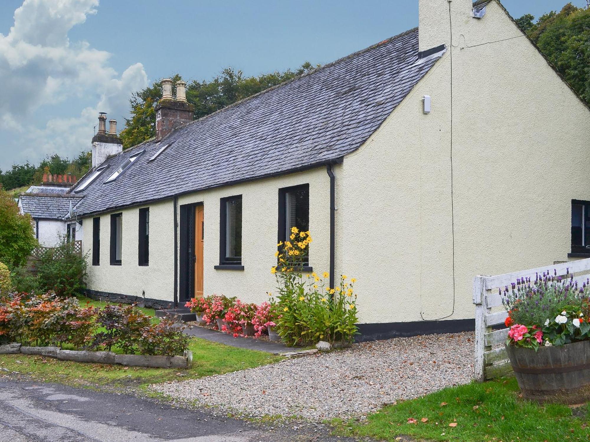 Kinnettas Cottage Strathpeffer Exteriör bild